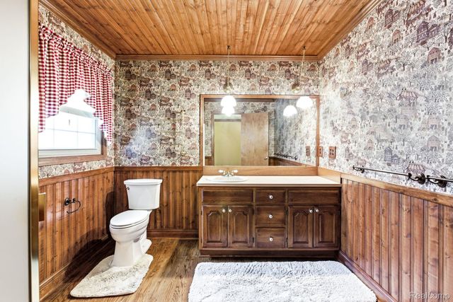 1620 S Delano Street, St. Clair, MI 48079