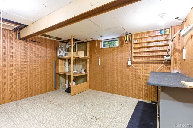1620 S Delano Street, St. Clair, MI 48079