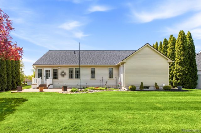 1620 S Delano Street, St. Clair, MI 48079
