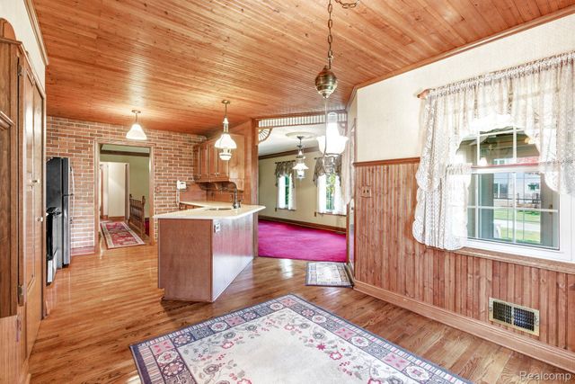 1620 S Delano Street, St. Clair, MI 48079
