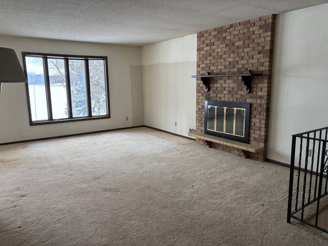 12521 Homestead Drive, Hugo, MN 55110