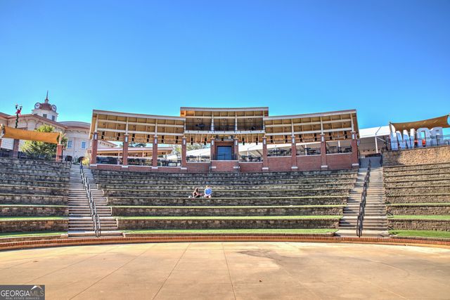 341 Sugarview Road, Sugar Hill, GA 30518