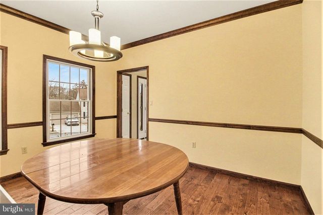 506 FRANCIS DR, Mechanicsburg, PA 17050