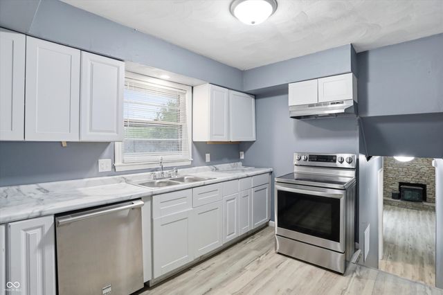 826 Yorkshire Road, Anderson, IN 46012