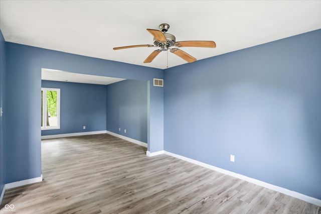 826 Yorkshire Road, Anderson, IN 46012