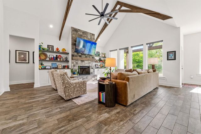 4407 Cumberland Circle, Benton, AR 72019