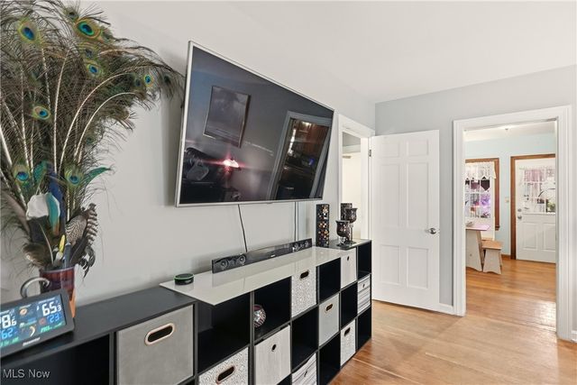 2236 17th Street, Cuyahoga Falls, OH 44223