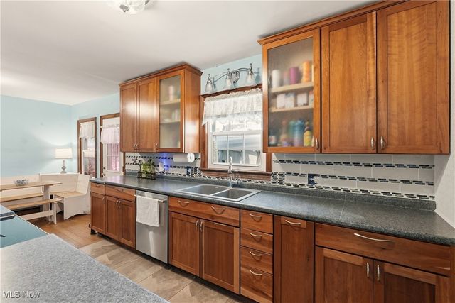 2236 17th Street, Cuyahoga Falls, OH 44223