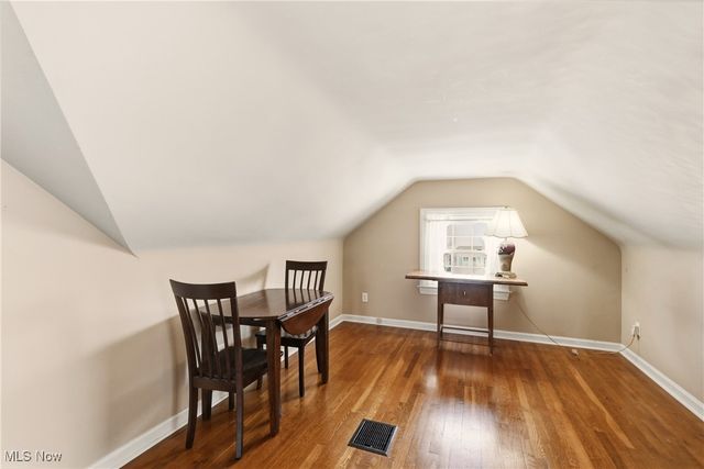 2236 17th Street, Cuyahoga Falls, OH 44223