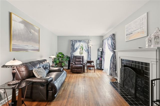 2236 17th Street, Cuyahoga Falls, OH 44223