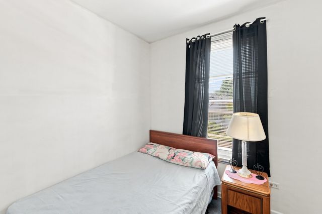 12015 S Michigan Avenue, Chicago, IL 60628