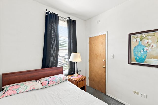 12015 S Michigan Avenue, Chicago, IL 60628