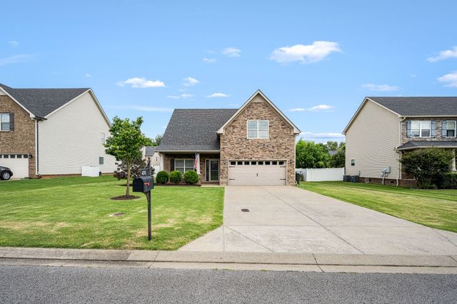 4318 Roxburghe Ct, Murfreesboro, TN 37128