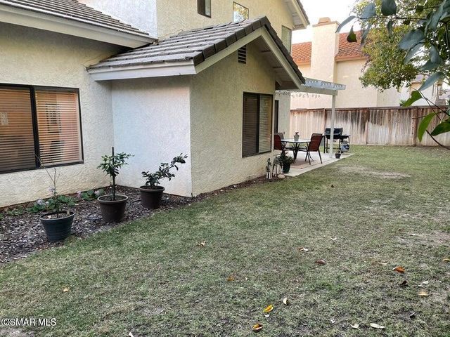 2432 Rikkard Drive, Thousand Oaks, CA 91362