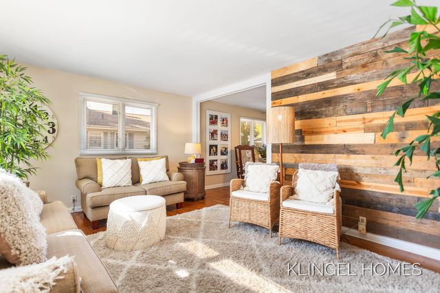 1709 Sheldon Road, Grand Haven, MI 49417