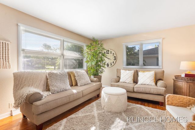 1709 Sheldon Road, Grand Haven, MI 49417