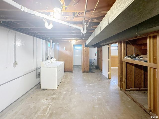 3855 26TH Avenue, Rock Island, IL 61201