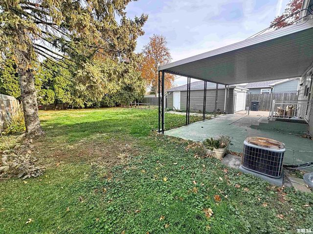 3855 26TH Avenue, Rock Island, IL 61201