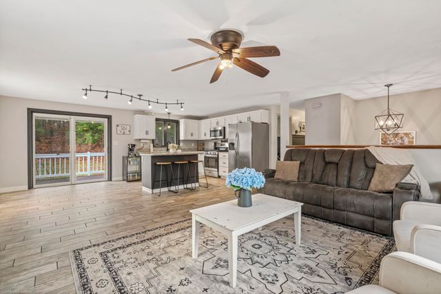 20 Towle Road, Epping, NH 03042