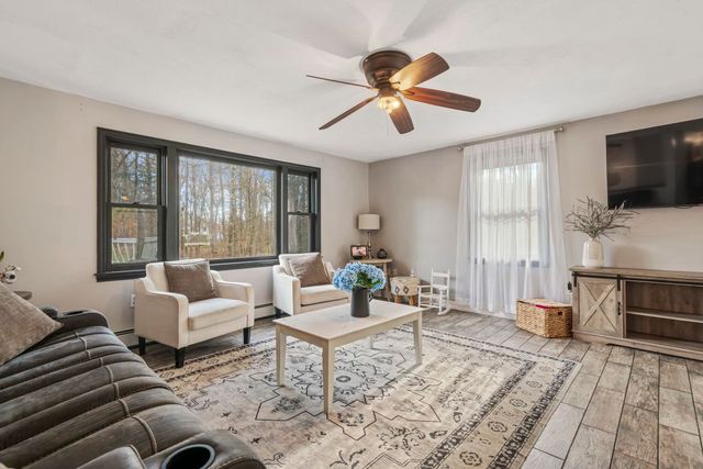 20 Towle Road, Epping, NH 03042