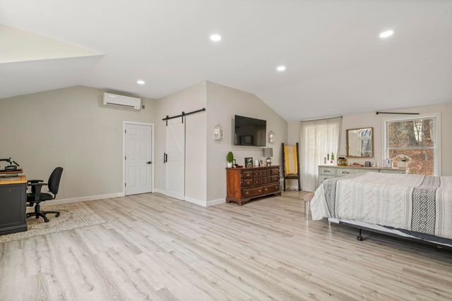 20 Towle Road, Epping, NH 03042