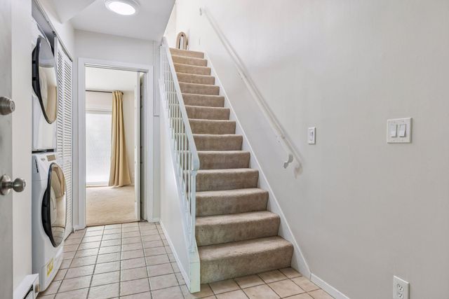 17587 Pond Circle, Eden Prairie, MN 55346