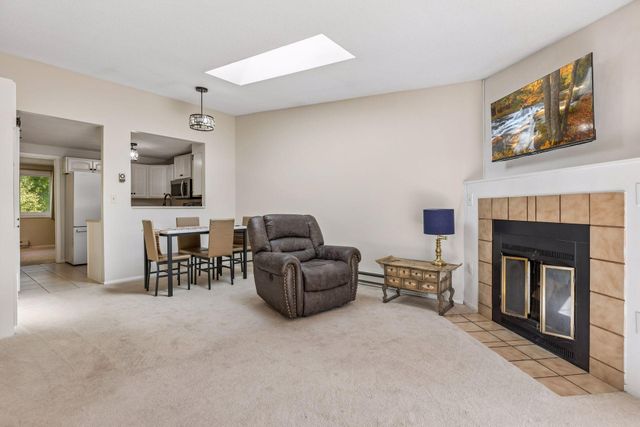 17587 Pond Circle, Eden Prairie, MN 55346