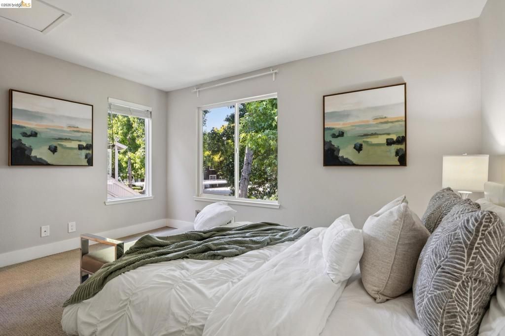 Image 25 of property listing at 96 Bayside Ct, Richmond, CA 94804