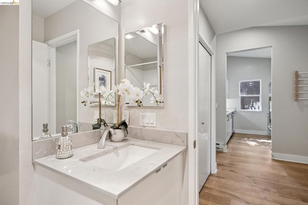 Image 27 of property listing at 96 Bayside Ct, Richmond, CA 94804