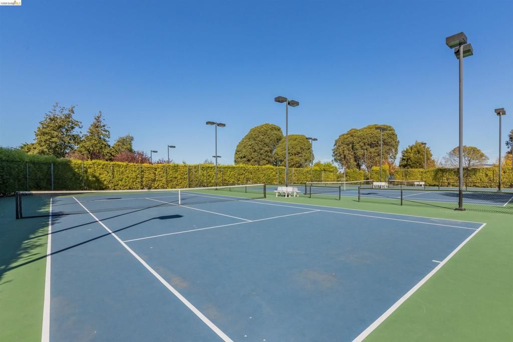 Image 42 of property listing at 96 Bayside Ct, Richmond, CA 94804