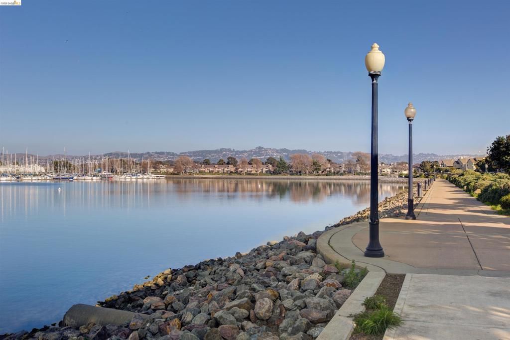 Image 49 of property listing at 96 Bayside Ct, Richmond, CA 94804