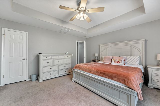 10 W Crook Lane, Bella Vista, AR 72714