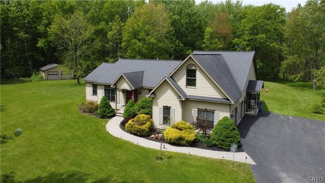 9157 Mud Mill Road, Clay, NY 13029