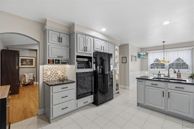 9157 Mud Mill Road, Clay, NY 13029