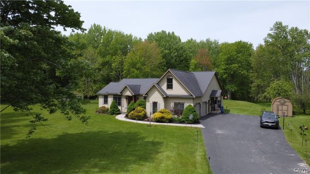 9157 Mud Mill Road, Clay, NY 13029