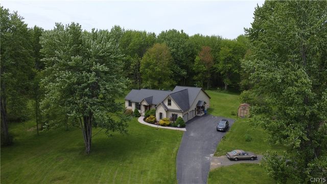 9157 Mud Mill Road, Clay, NY 13029