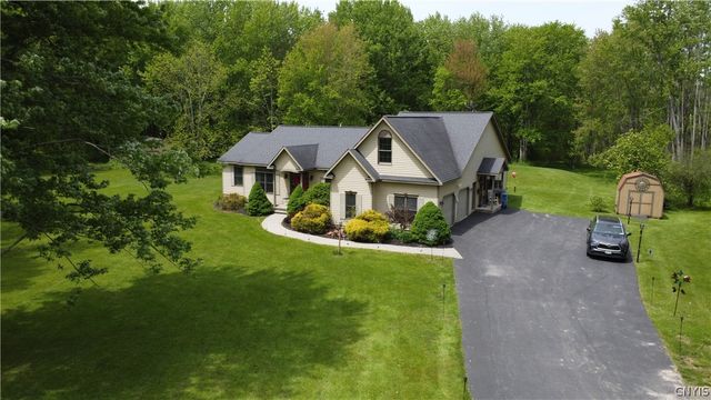 9157 Mud Mill Road, Clay, NY 13029
