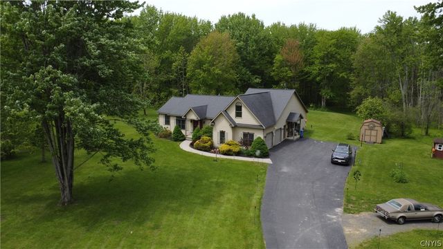 9157 Mud Mill Road, Clay, NY 13029