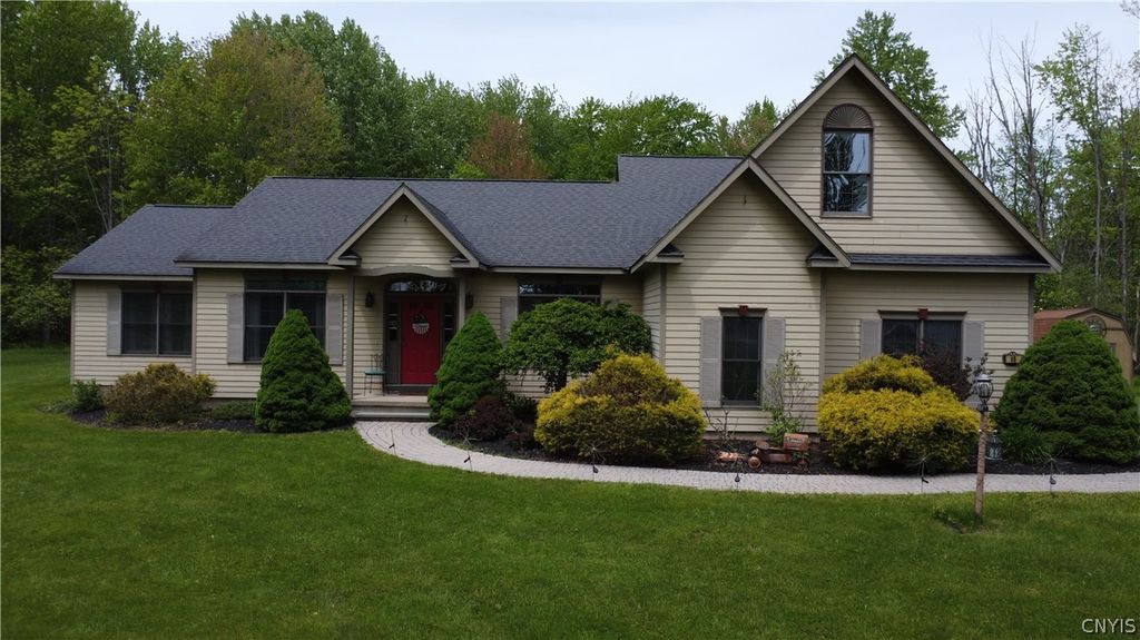 9157 Mud Mill Road, Clay, NY 13029