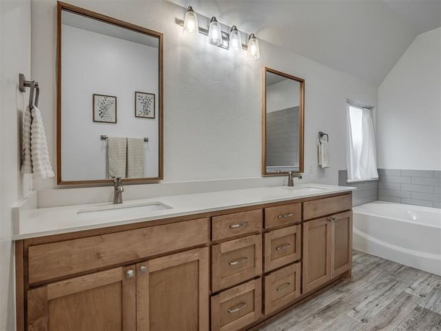 2400 NW 179th Terrace, Edmond, OK 73012