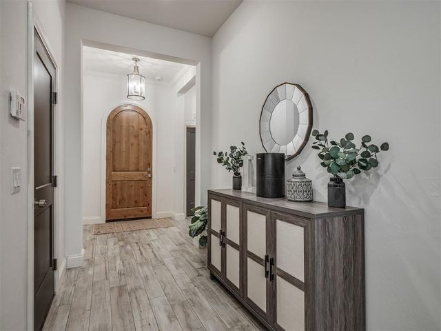 2400 NW 179th Terrace, Edmond, OK 73012