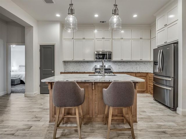 2400 NW 179th Terrace, Edmond, OK 73012