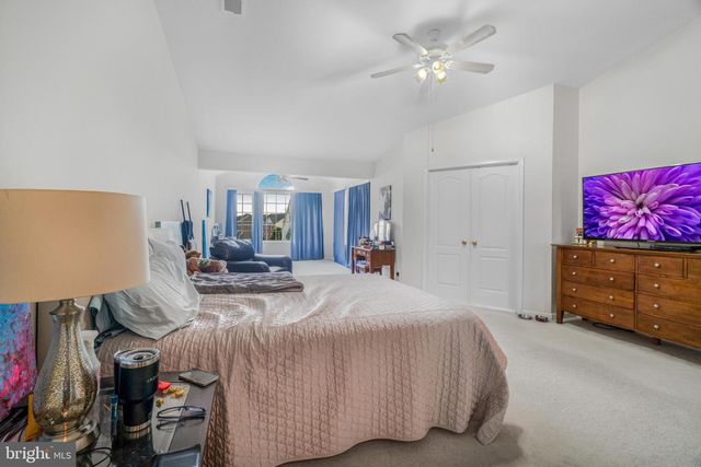 43729 STOKE CHAPEL TER, Ashburn, VA 20148