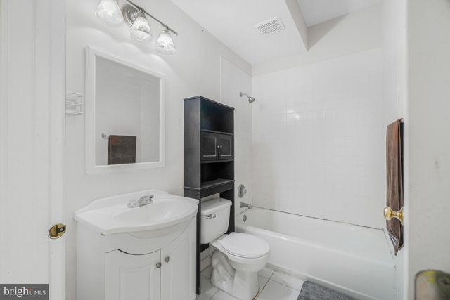 43729 STOKE CHAPEL TER, Ashburn, VA 20148