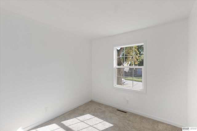 7324 Frederick Avenue, La Vista, NE 68128