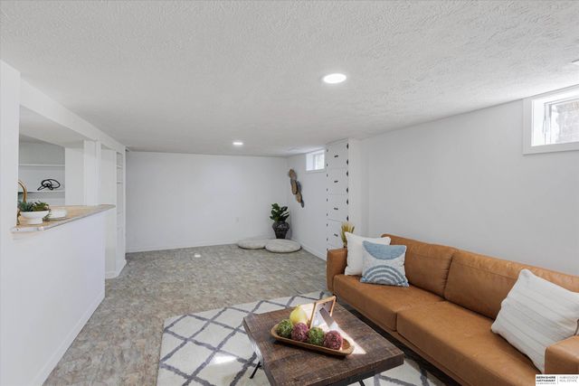 7324 Frederick Avenue, La Vista, NE 68128