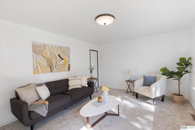 7324 Frederick Avenue, La Vista, NE 68128