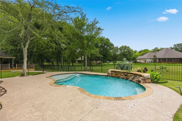 271 Private Road 5943, Yantis, TX 75497