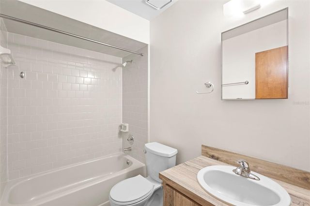 5000 DOVER CIRCLE, Orlando, FL 32807