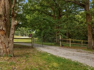 15550 AR-102 Highway, Decatur, AR 72722